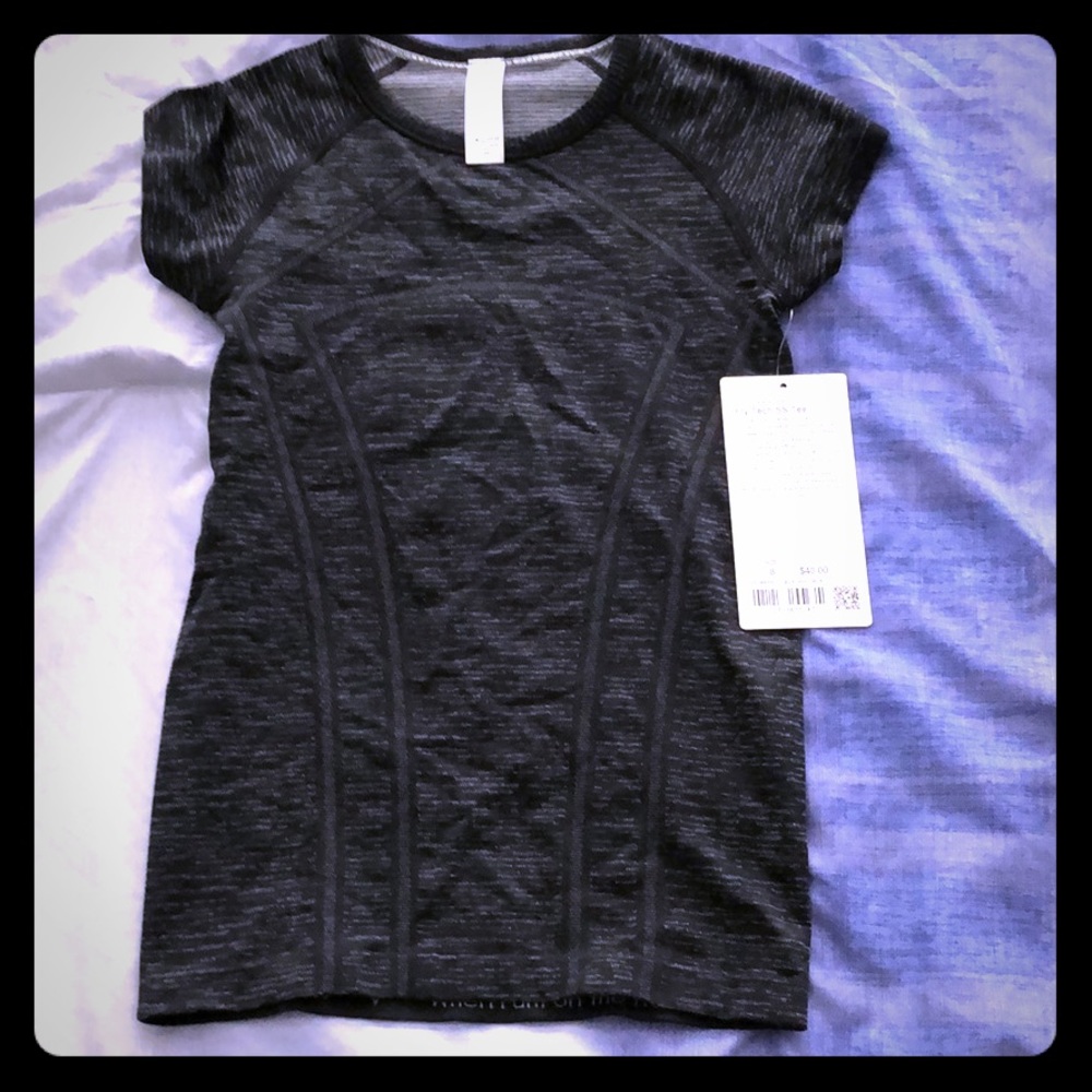 Brand new with tags ivivva fly tech ss tee